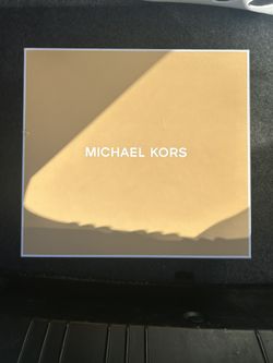 MICHAEL KORS