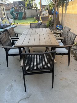 7 Piece Outdoor Dining Table Set