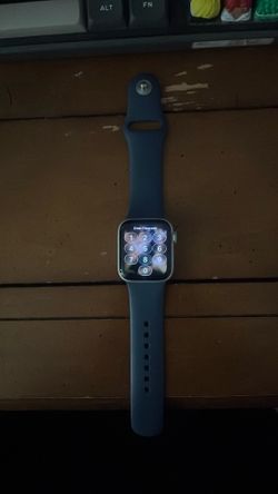 Apple Watch SE 2nd generation (newer)