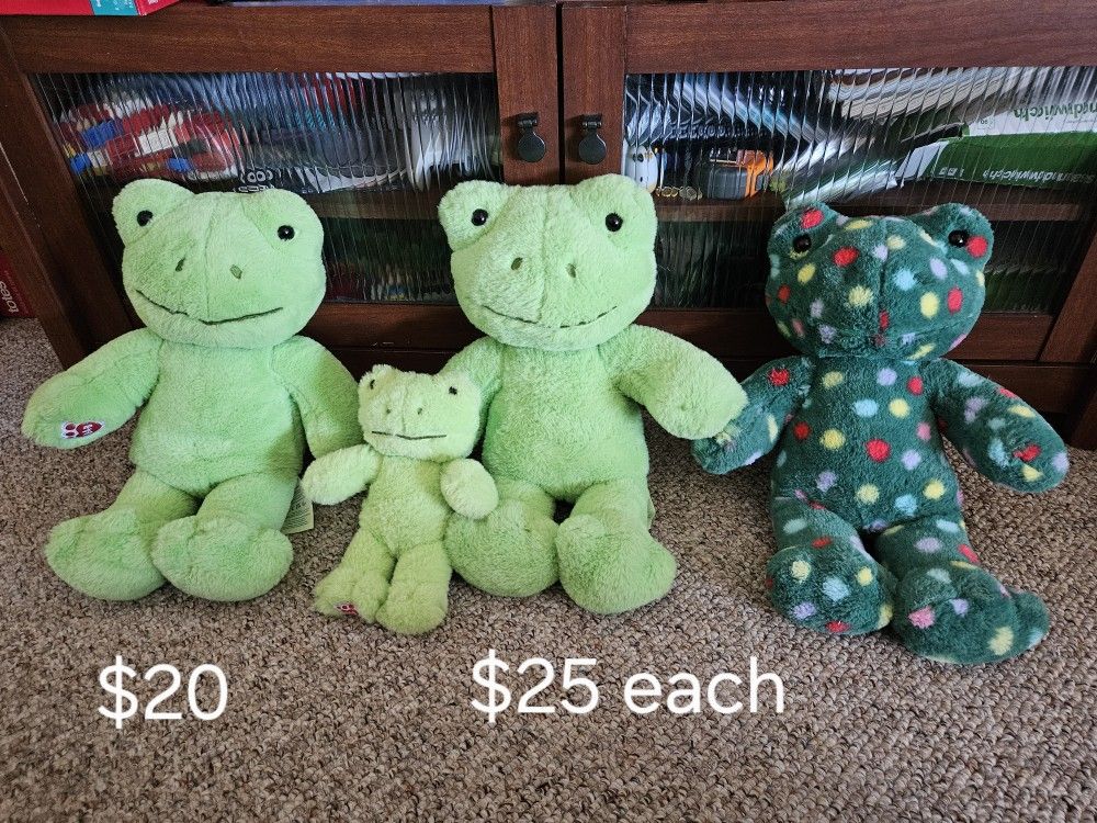 Build A Bear Green Frog And Jolly Jumps Frog