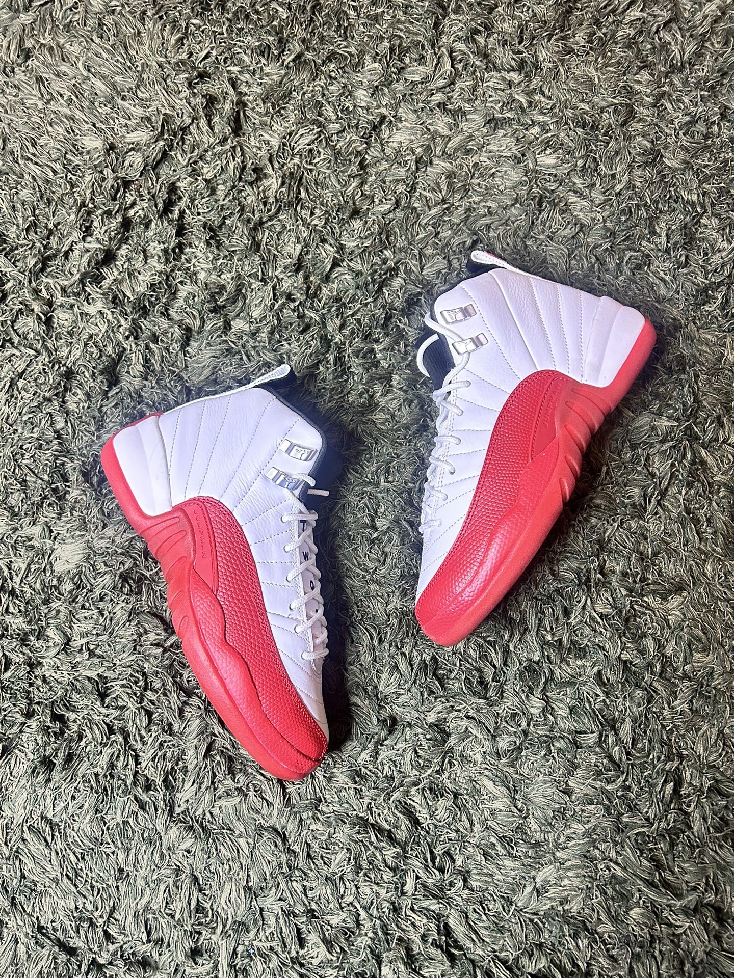 Air Jordan 12 Retro Cherry 2023