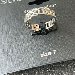 Silver Treasures Women’s 5mm Sterling Silver Band Ring