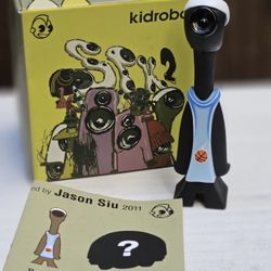 Kidrobot x Jason Siu SPK2 SPEAKER FAMILY 1 Mini Series 3" Vinyl Figure 2011