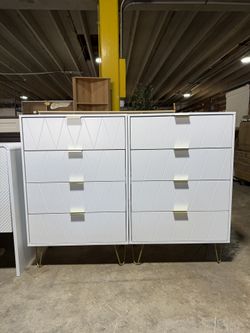 Brand new Modern White 8 drawer dresser