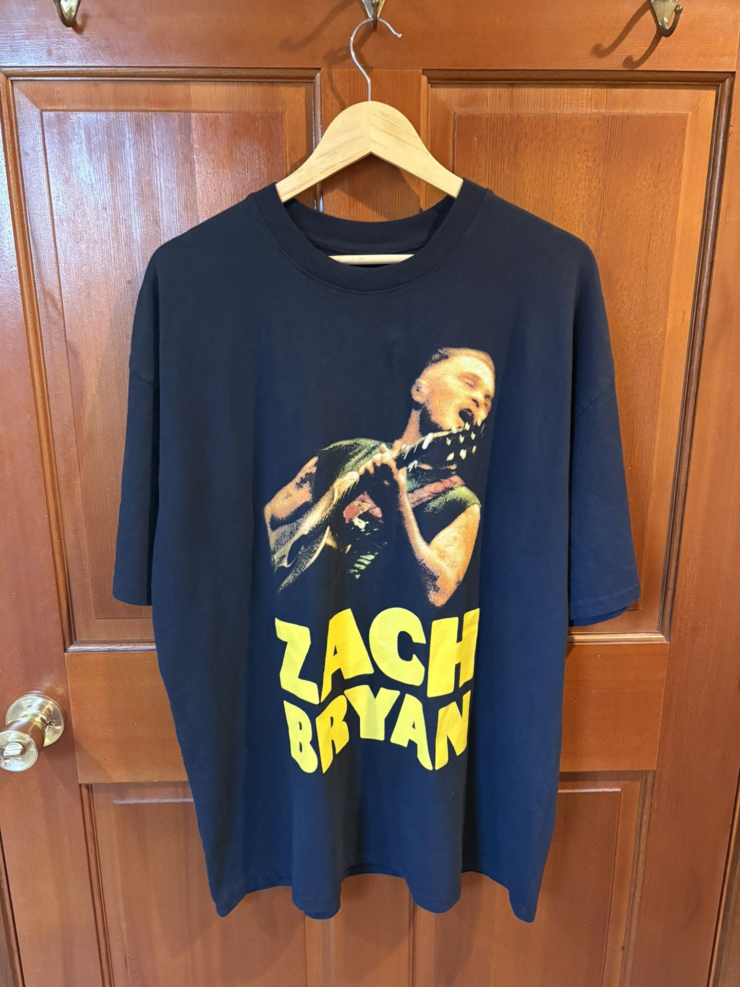 Zach Bryan “Quittin’ Time” Tour T-Shirt – Size XL