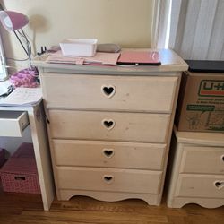 Dresser Set