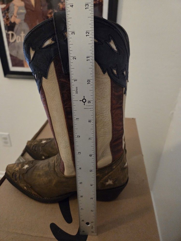 Lady's Boots.