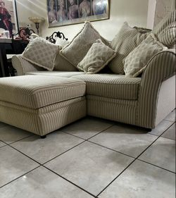 3 Piece Sofa Set With Pillows- Sofa- Loveseat- Ottoman- Chair