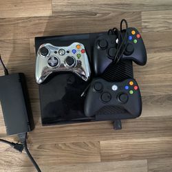 Xbox 360 Slim With NCAA 14