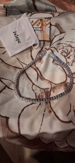 Jxlepe necklace