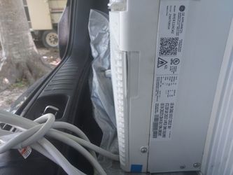 Air Conditioner/W/Remote