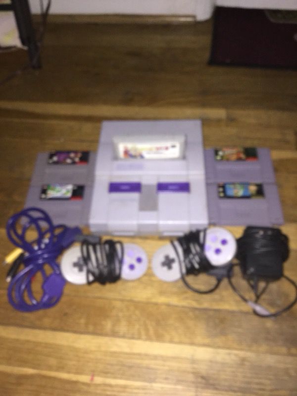 Super Nintendo snes all Wires and 5 games