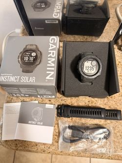Instinct solar -Garmin Complete In Box With Extras