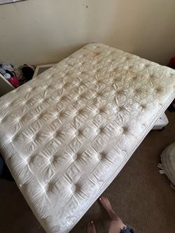 Queen mattress