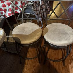 Bar Stools Like New 