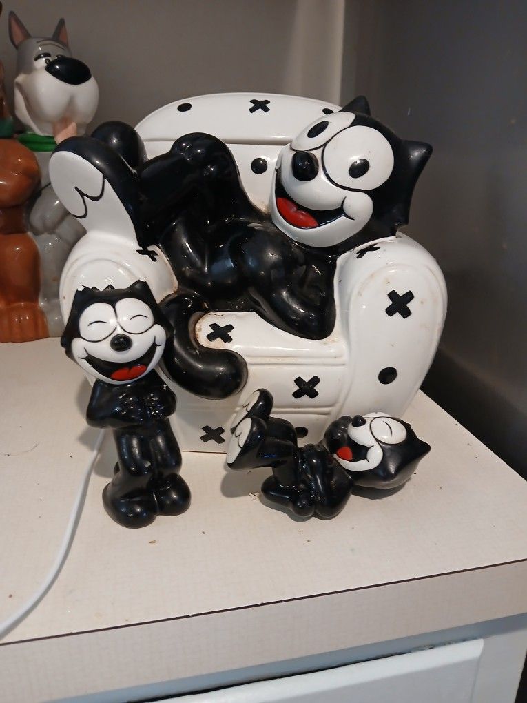 Felix The Cat Cookie Jar And Salt And Pepper Shakers