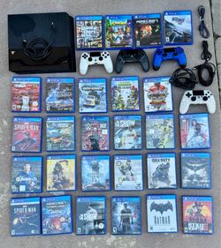 Used PS4 Console, Cables, Controllers & Games.