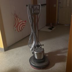 Floor machine