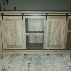 Dresser Sliding Doors. Gray And Brown Mix 