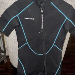Seaskin 3mm Shorty Wetsuit Black Blue