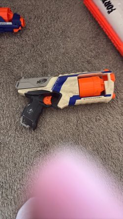 Nerf Elite Strongarm