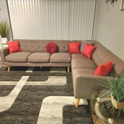 Sectional Couch Great Condition Super Clean And Comfy 