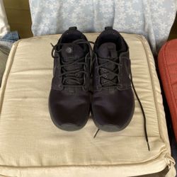 Nike. Shoes.  Size.  6.5