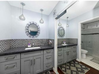 Used decorative mirror