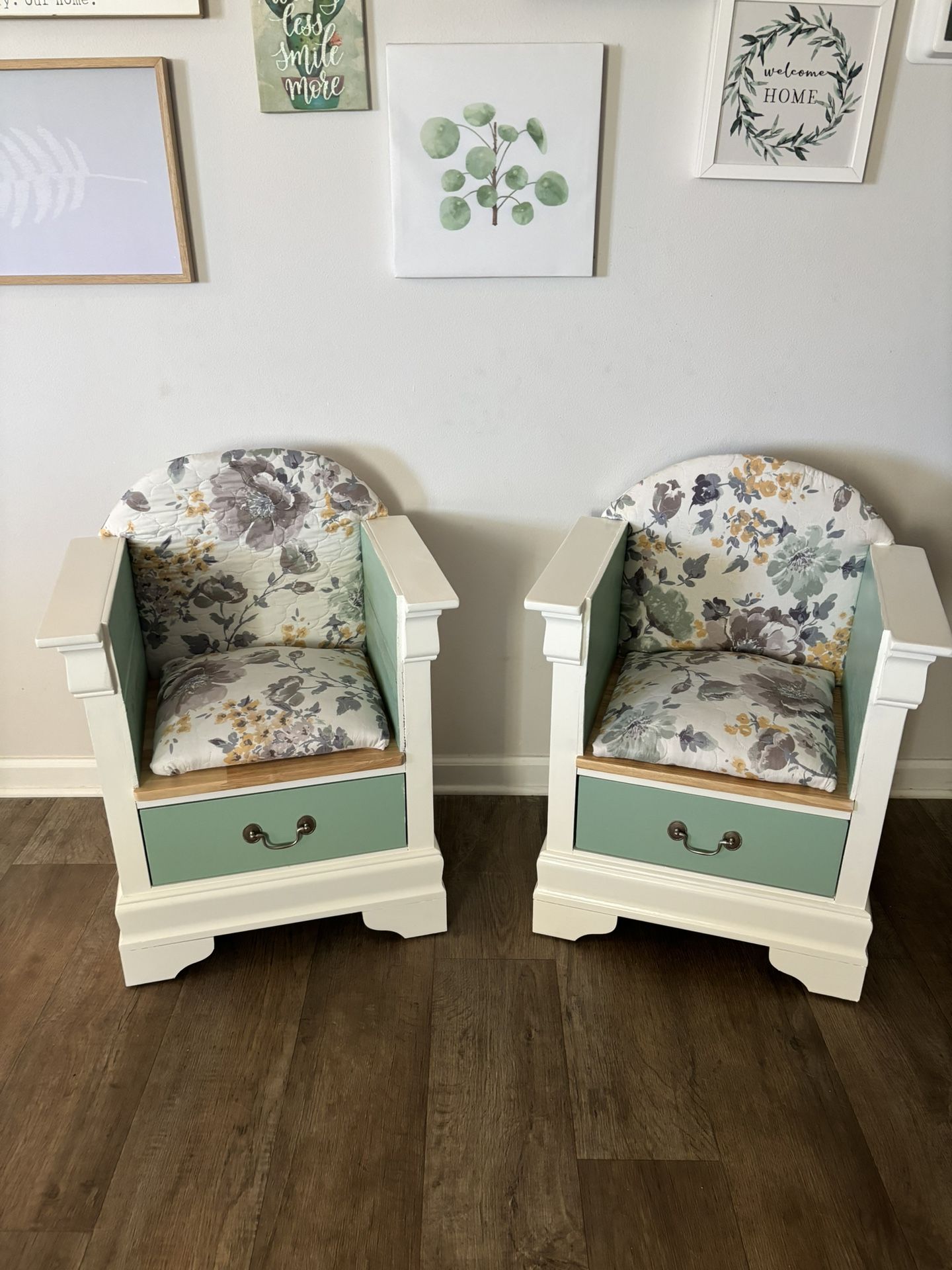 Children’s Victorian Style Reading Chairs With Storage 