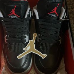 JORDAN 4s size 7 Read Description 