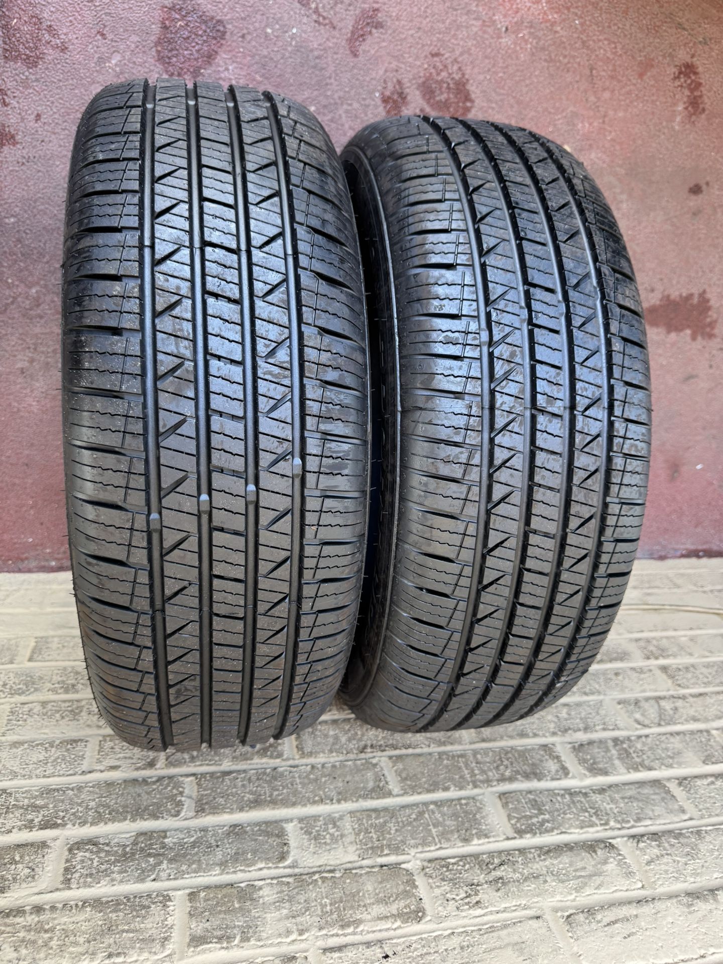 Set Of 2 Nice Tires 215/60/16 ( We Install & Balance)
