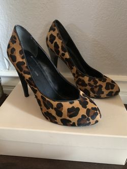 BCBG Leopard Heels, 6.5