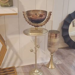 Decorative Table With Vase