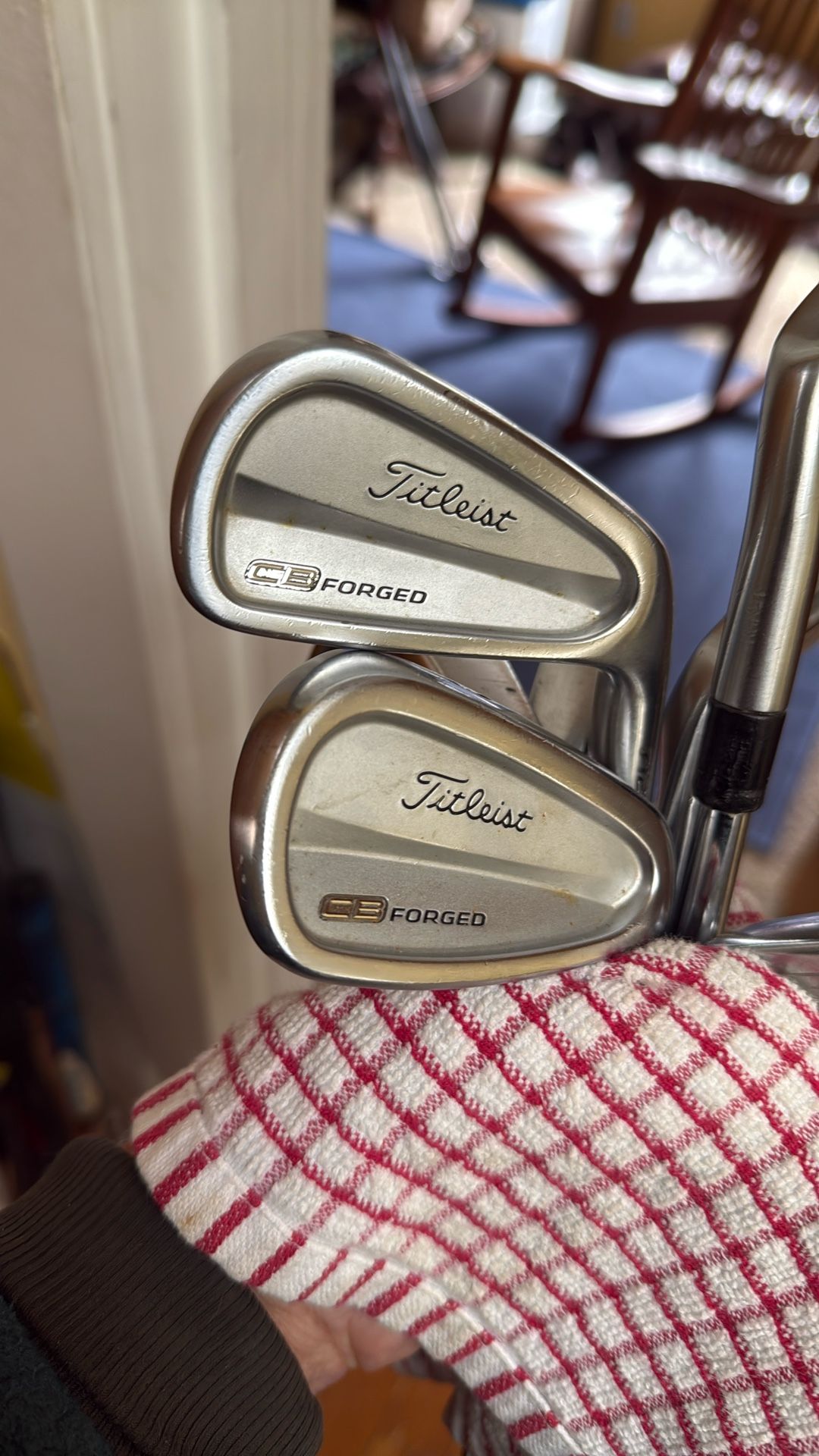 A Nice Set Of Titleist Forged CB Irons. Golf Clubs.