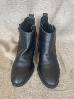 Universal Thread Booties