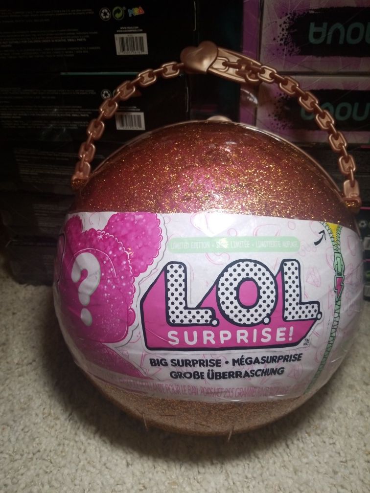 Lol Big Surprise Gold Ball limited edition