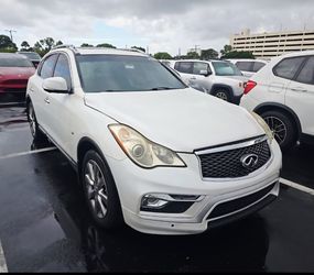2017 Infiniti QX50  78000 MI White