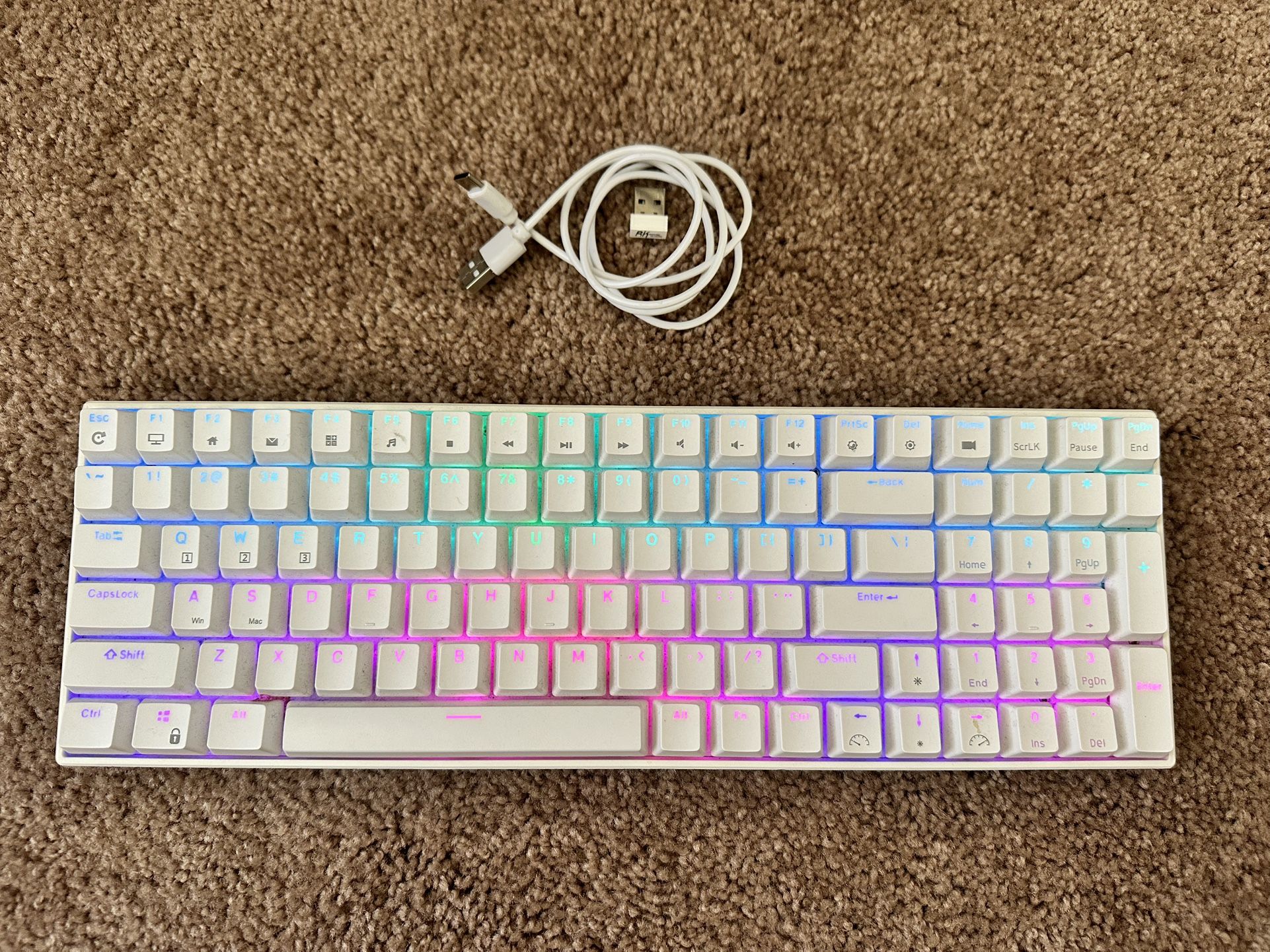 White Mechanical Keyboard 
