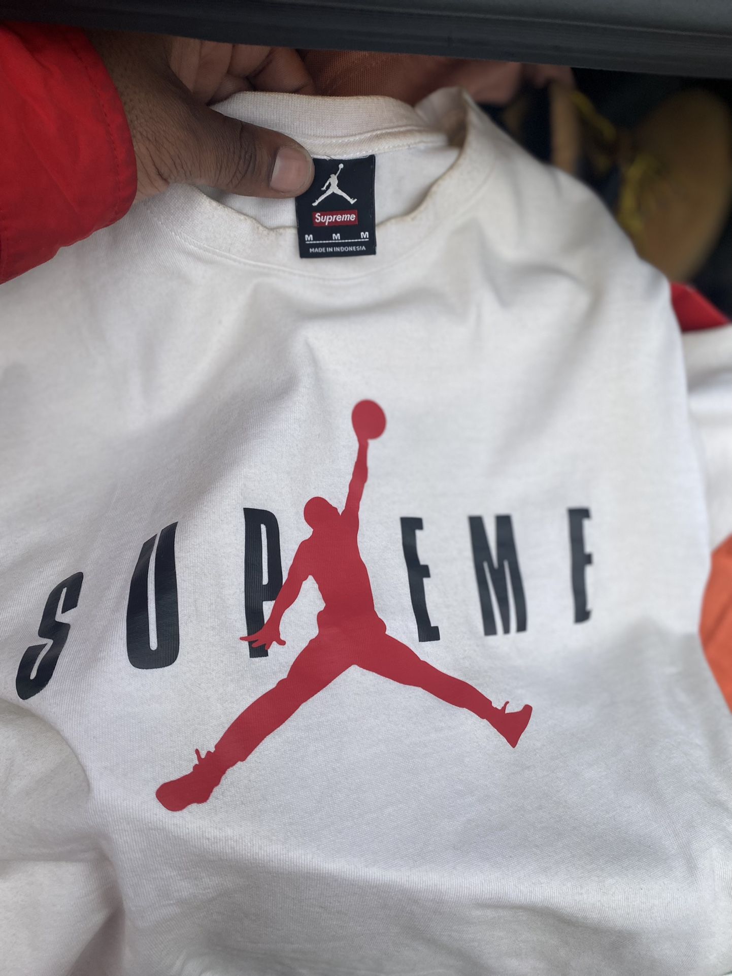 Supreme Jordan Colab 