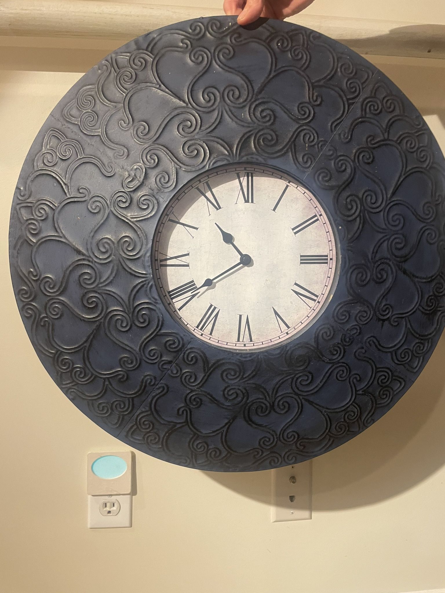 Vintage Metal Navy & Black Circle Decor Clock