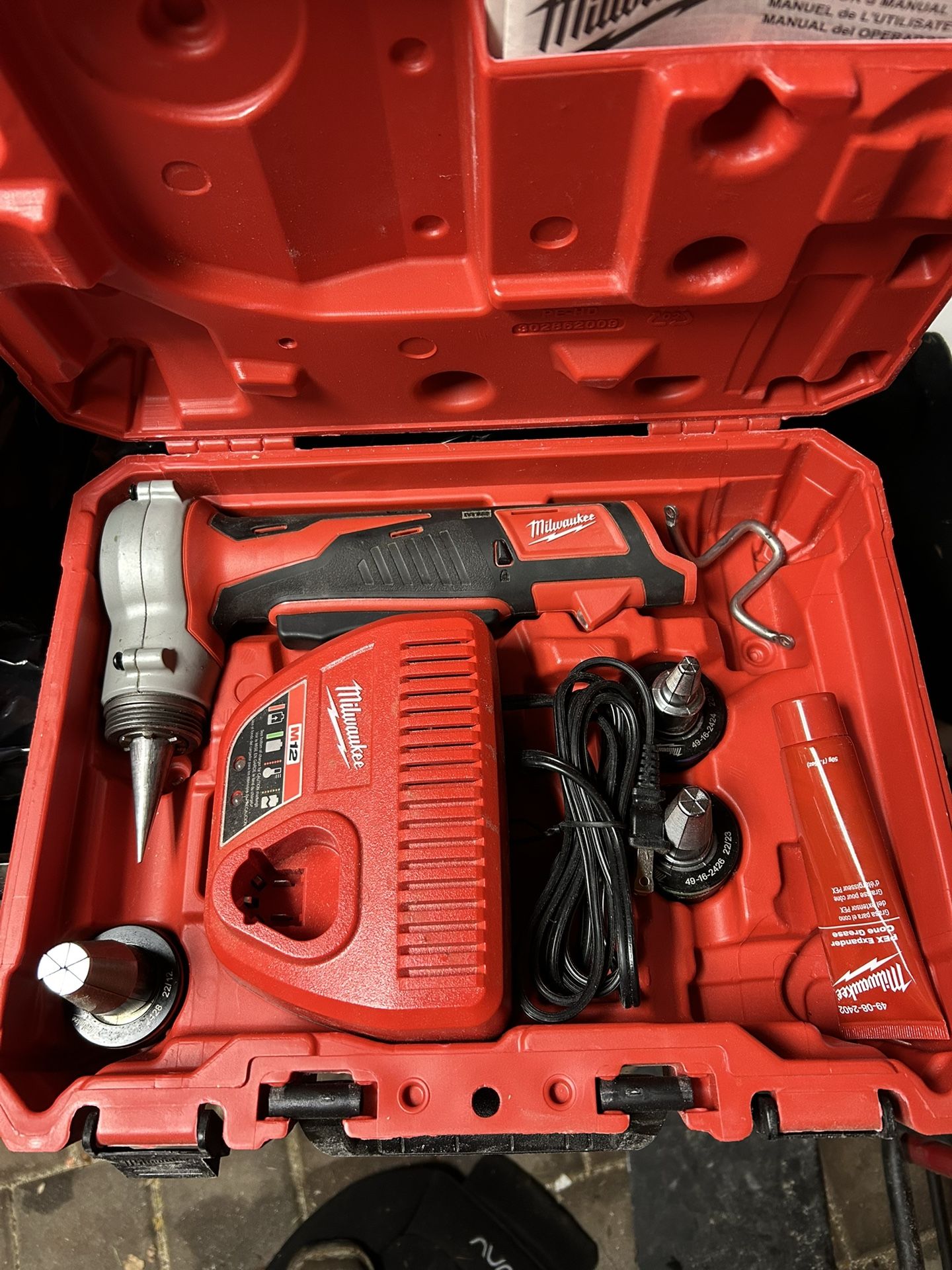 Milwaukee M12 Pex Expansion Tool With Fittings And 50+ Feet Of 1/2” Pex
