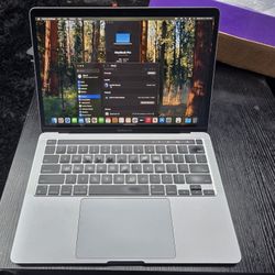 Macbook pro 2020 13.3in touchbar