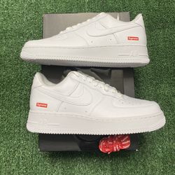 DS Nike Air Force 1 Low Supreme White size 9