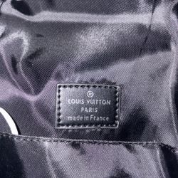 Branddddd New … Cash Only OBO  -Louis Vutton Damier Graphite Canvas Avenue Sling Bag