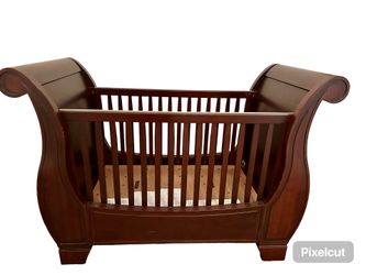 Pottery Barn Larkin crib