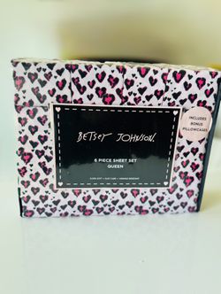 Betsey Johnson Queen Sheets