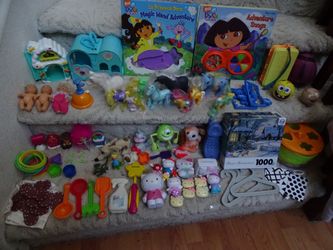 Huge Lot Over 70 Pc Toys 