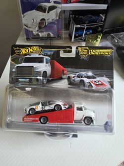 Hot Wheels Team Transport 
