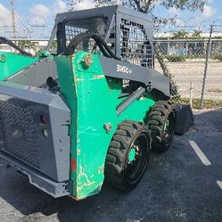 LOOKING FOR EQUIPMENT FOR YOUR BUISNESS STEER , BACKHOE, MINI EXCAVATOR  📞OLIVER 305-523-9373 