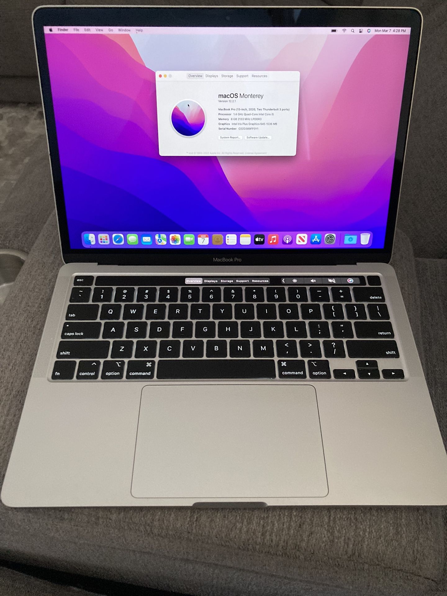 MacBook Pro 13-inch 2020 macOS Monterey 12.2.1